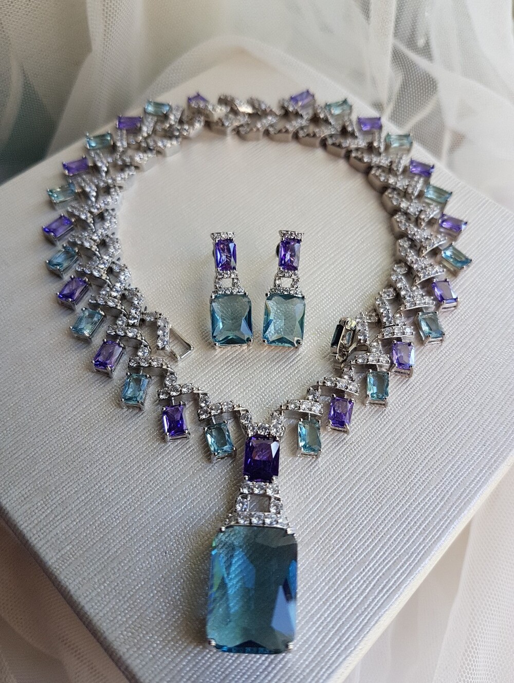 Swarovski Elements Aquamarine & Amethyst Gem Statement Necklace NEW